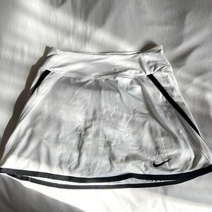 White Nike tennis skirt